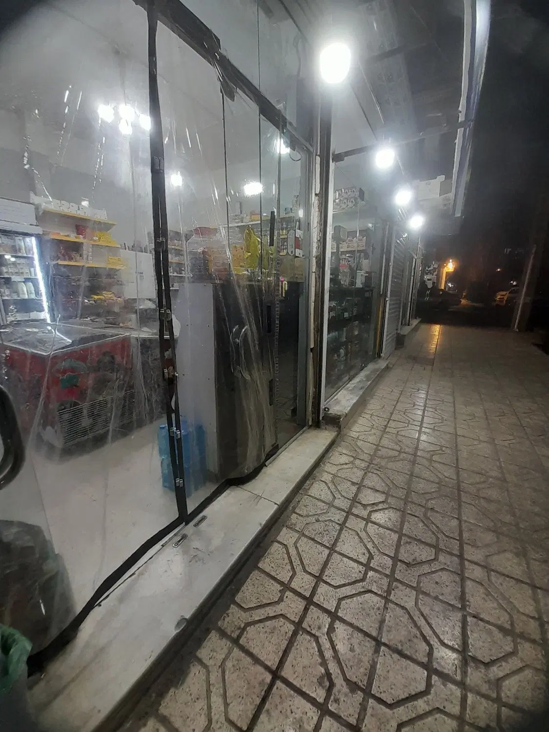 اجازه مغازه ۳۰ متر  عرفانی