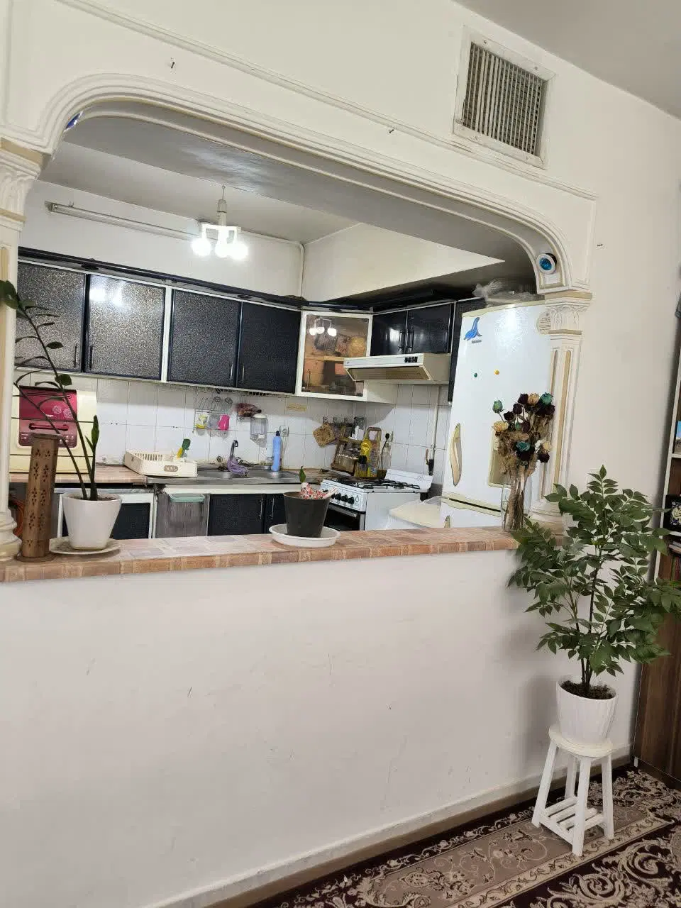 فروش واحد آپارتمان تمیز و دلباز