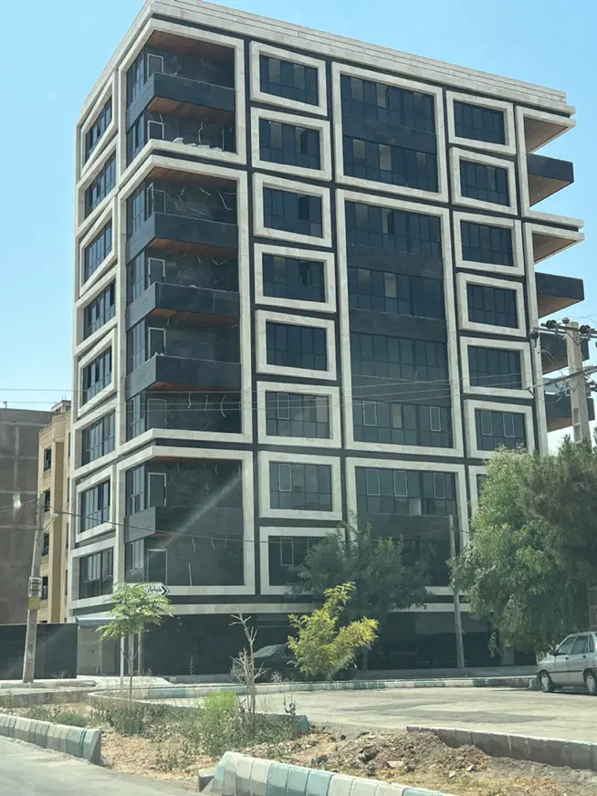 آپارتمان_زمرد_معرفت_نزدیک‌پارک‌جنگلی