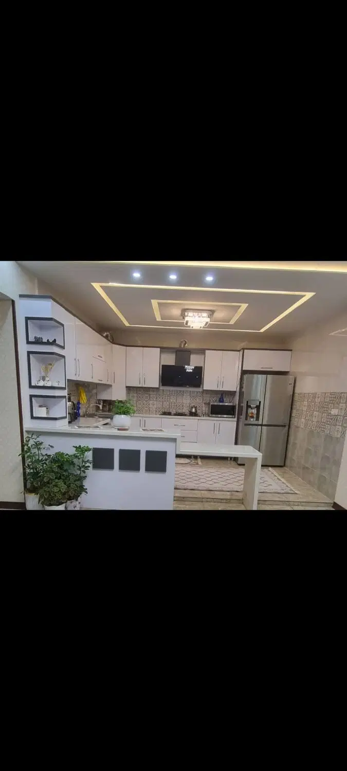 فروش آپارتمان 215 متری سه خوابه لوکس با دو پارکینگ