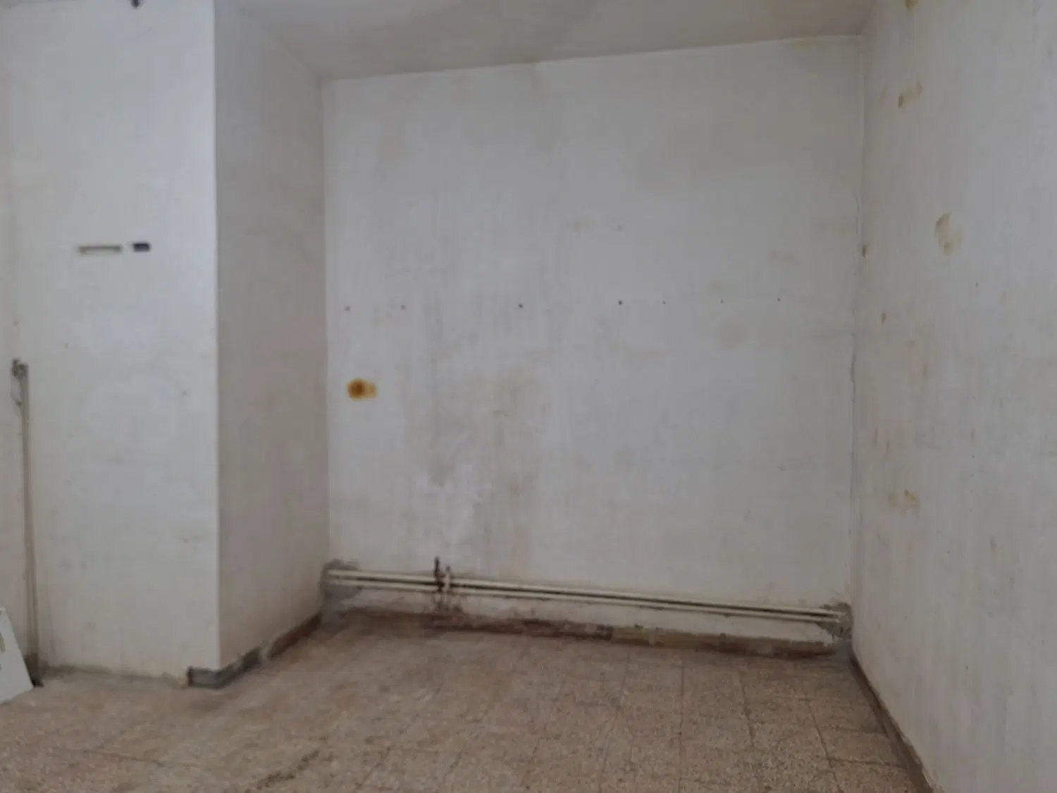 اجاره یک مغازه ۲۲متری در زیر زمین پاساژ فوری فوری