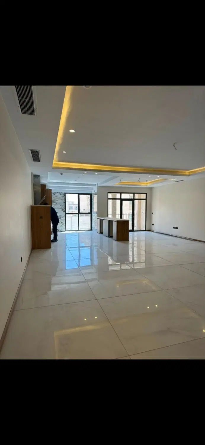 آپارتمان سه خوابه تک واحدی