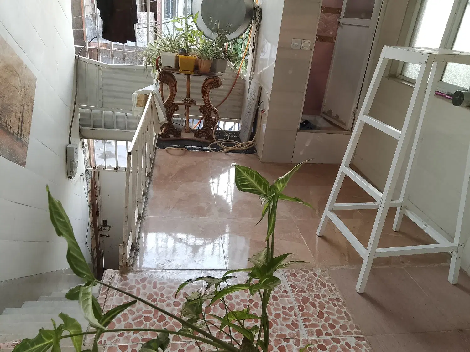 84متری دوخوابه کرناچی کوچه 102