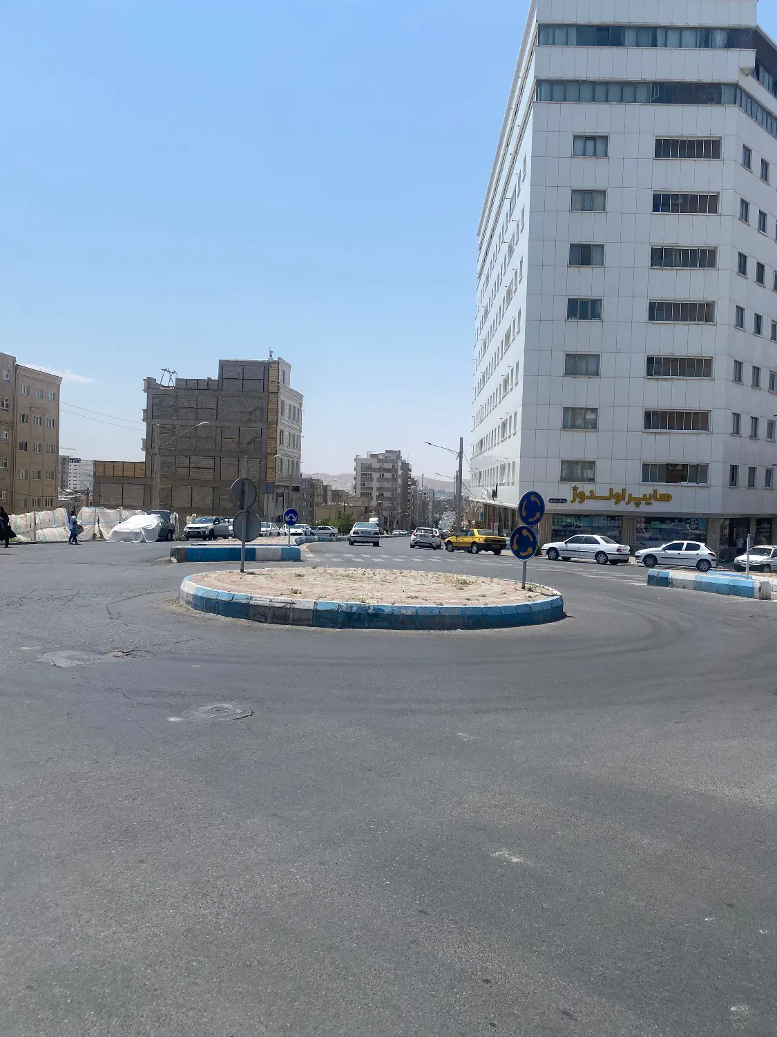 مغازه ۳۰متری واقع در مرزداران