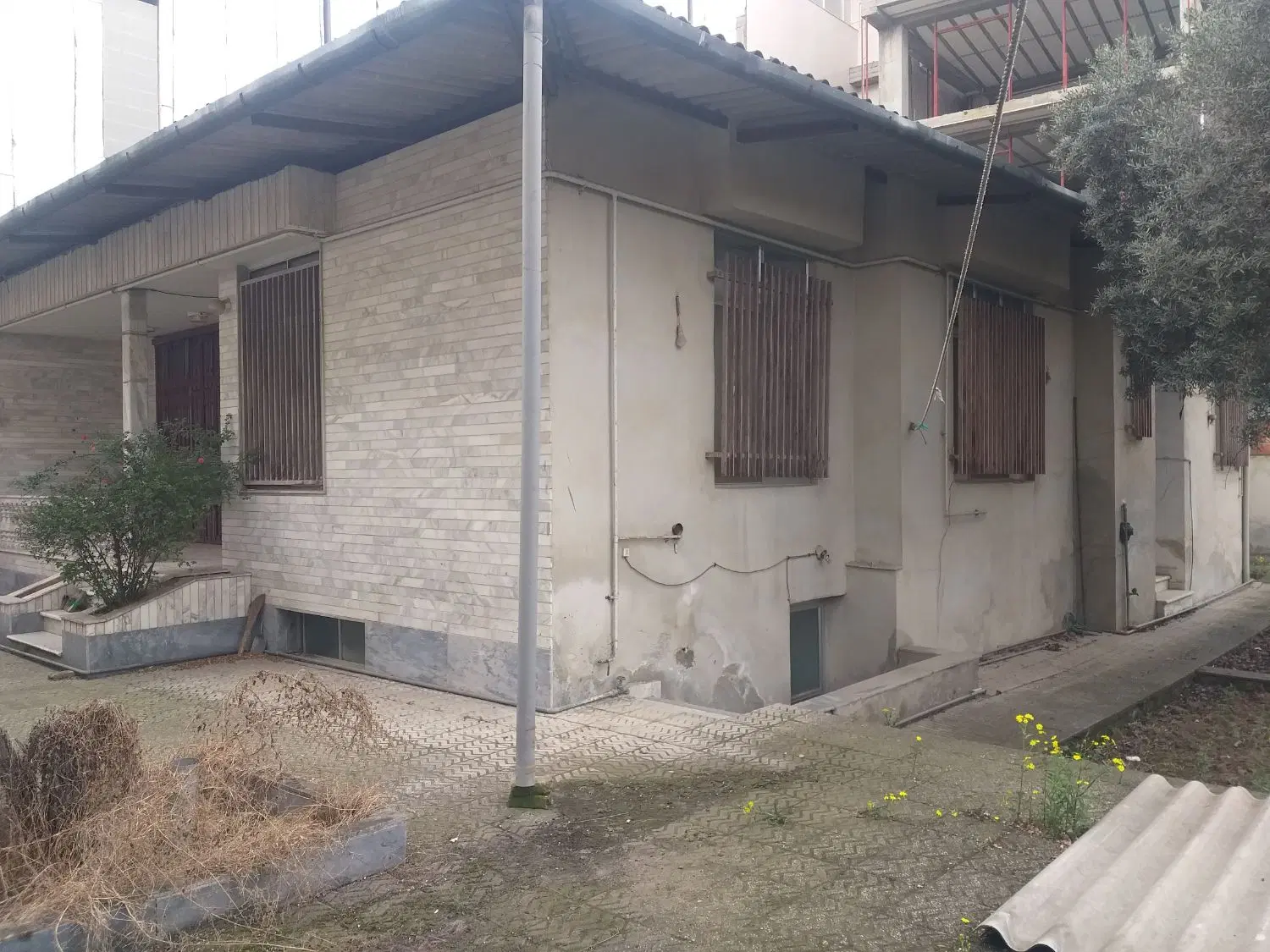 فروش زمین با خانه کلنگی