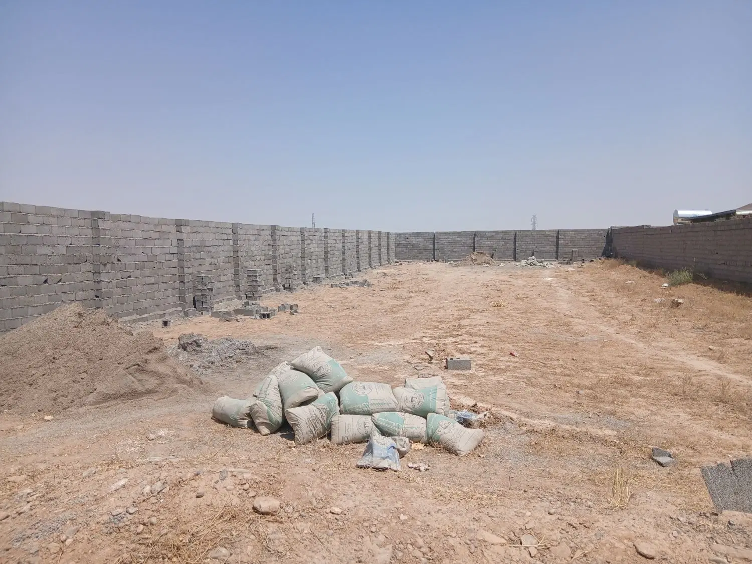 زمین ۹۰۰ متر دوکله دور دیوار ملکی کلاکوب سجاد ۱۲