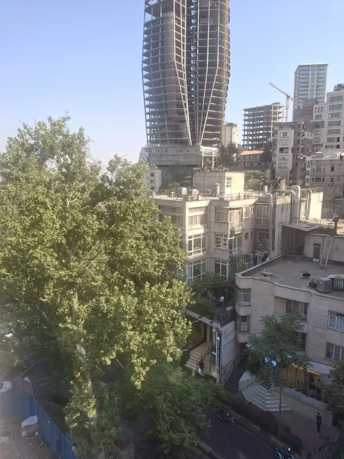 اقدسیه گلستان شمالی ۱۳۰۰ متر ۳ بر