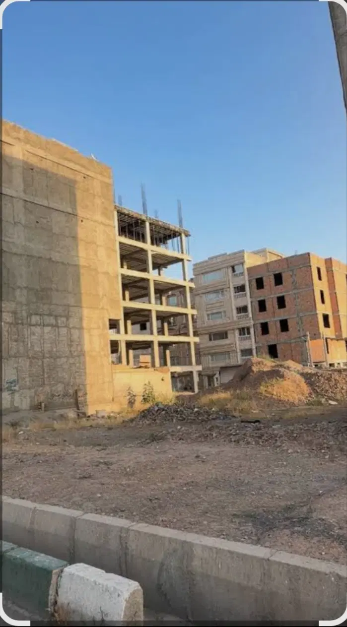 مشارکت در ساخت زمین خرمدشت