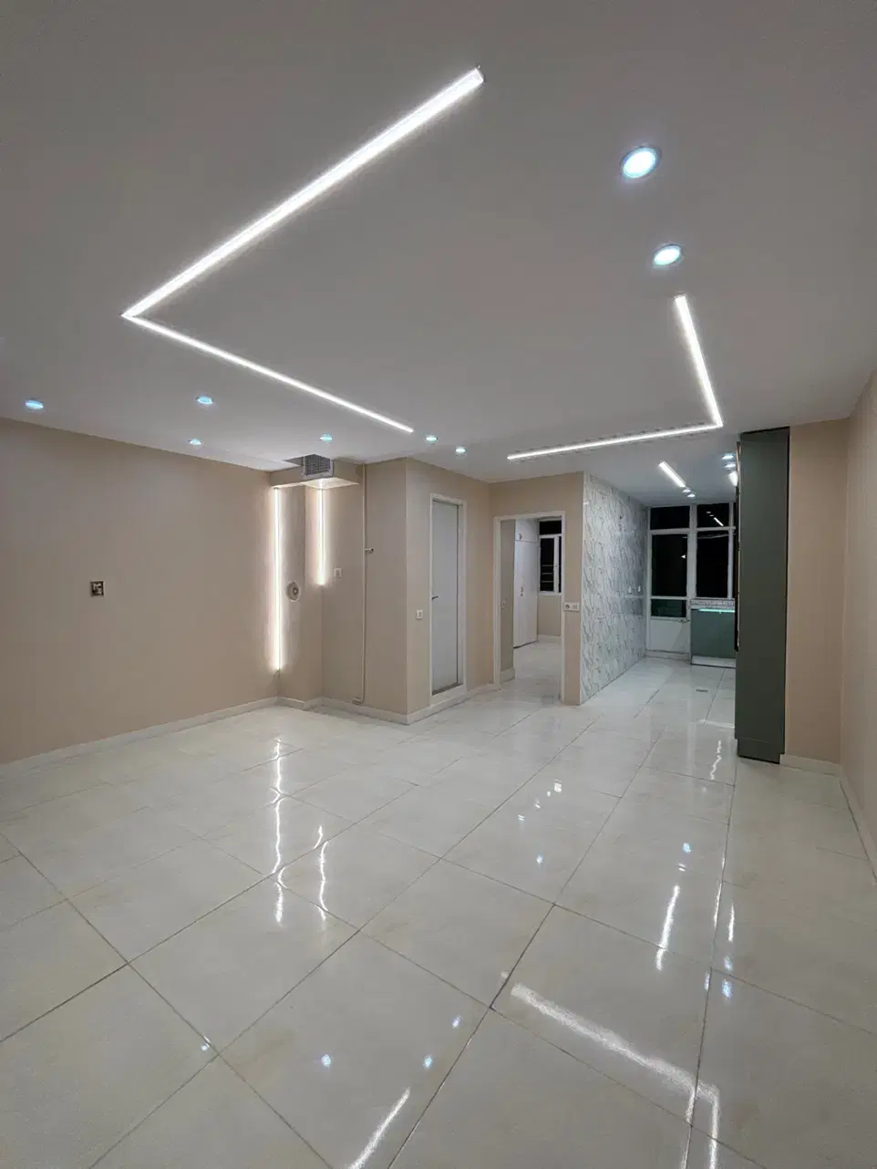 ۶۸متری پارکینگ دارو سندش هم‌تکبرگه،معاوضه با خودرو