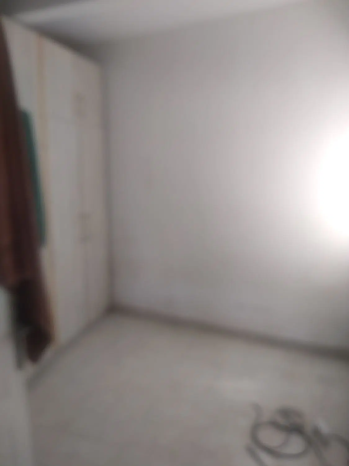 خانه ۶۰ متری طبقه اول پشت بیمارستان قائم