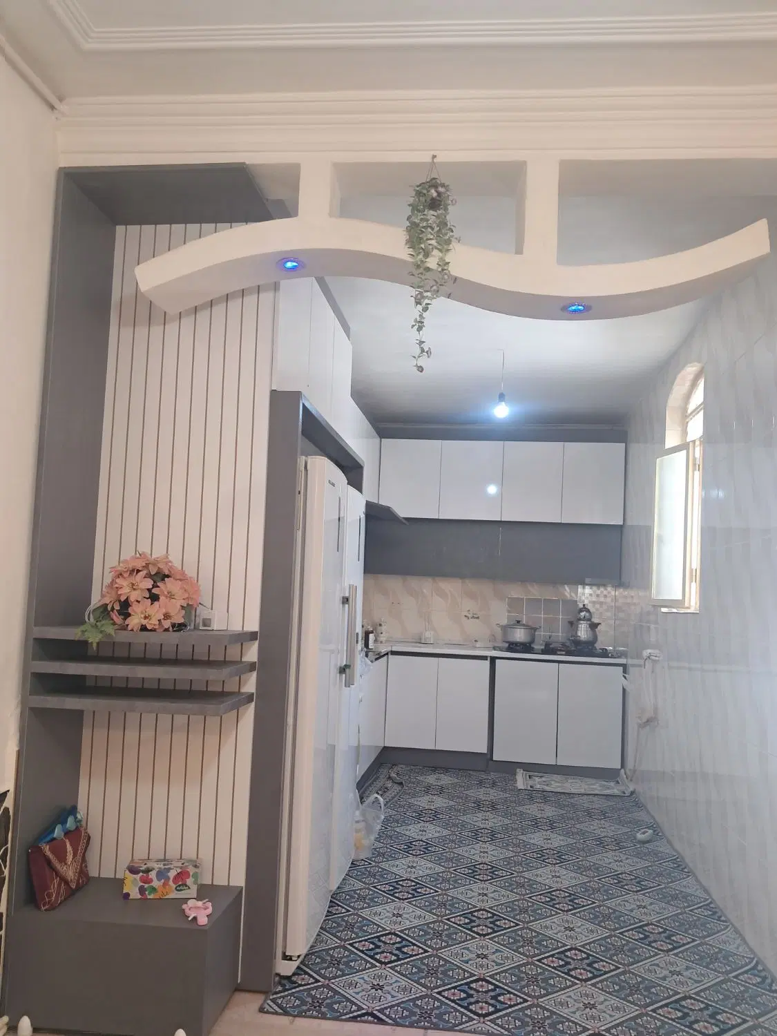 خانه جزایری رز ۱۲
