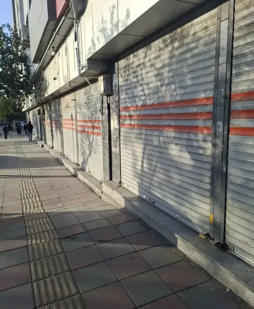 مغازه۶۰متری هایپر میوه فروشی قنادی قدوسی غربی