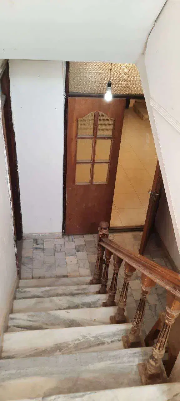 اجاره زیر زمین واقع در میدان شریعتی