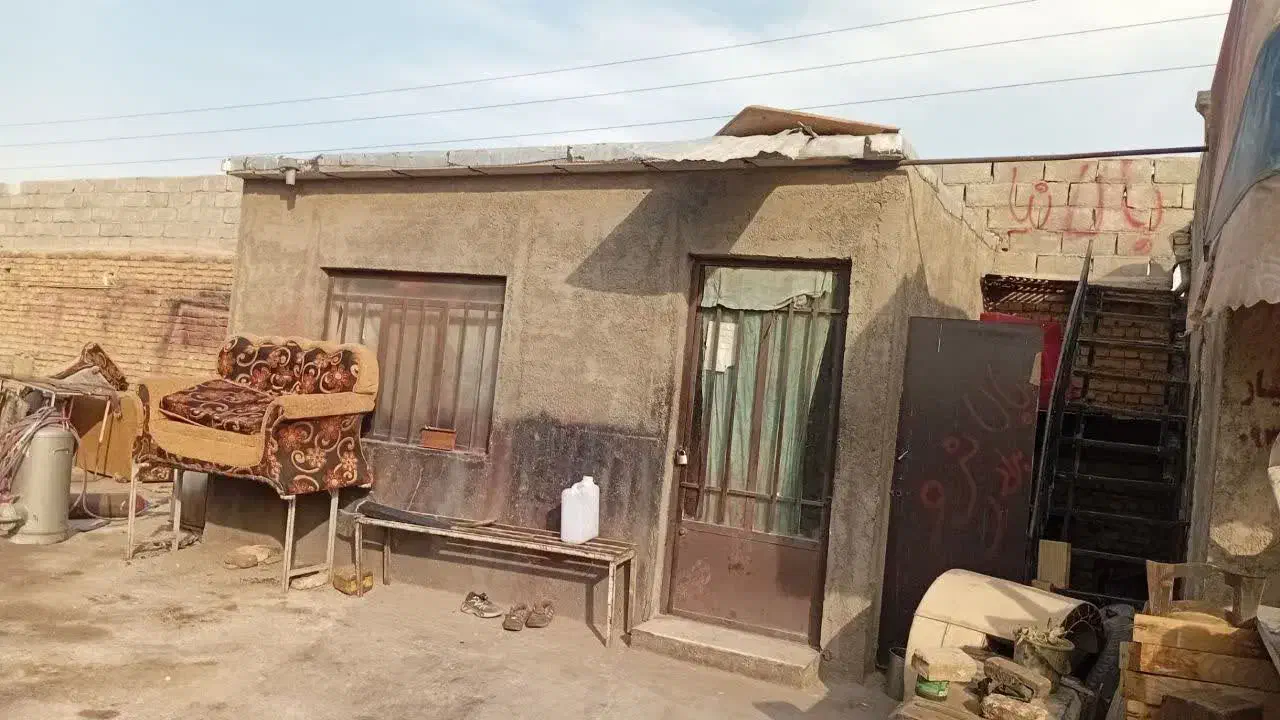 گاراژ با400متر سوله وبرق سه فاز و امکانات دربراصلی