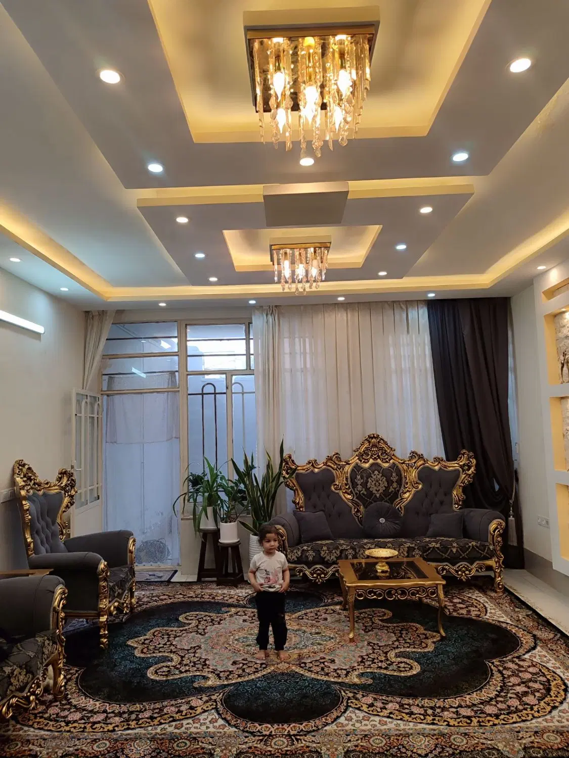 اجاره آپارتمان  همکف،۱۰۰متری یک خواب