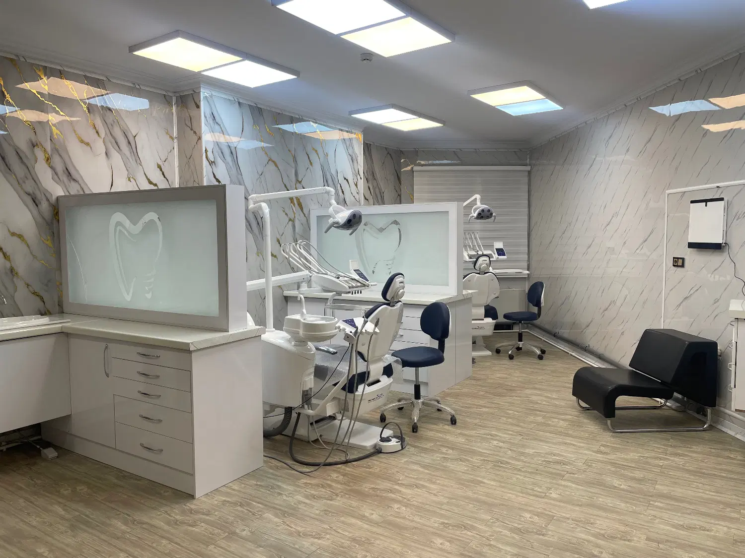 فروش تمام سهام مرکز دندانپزشکی