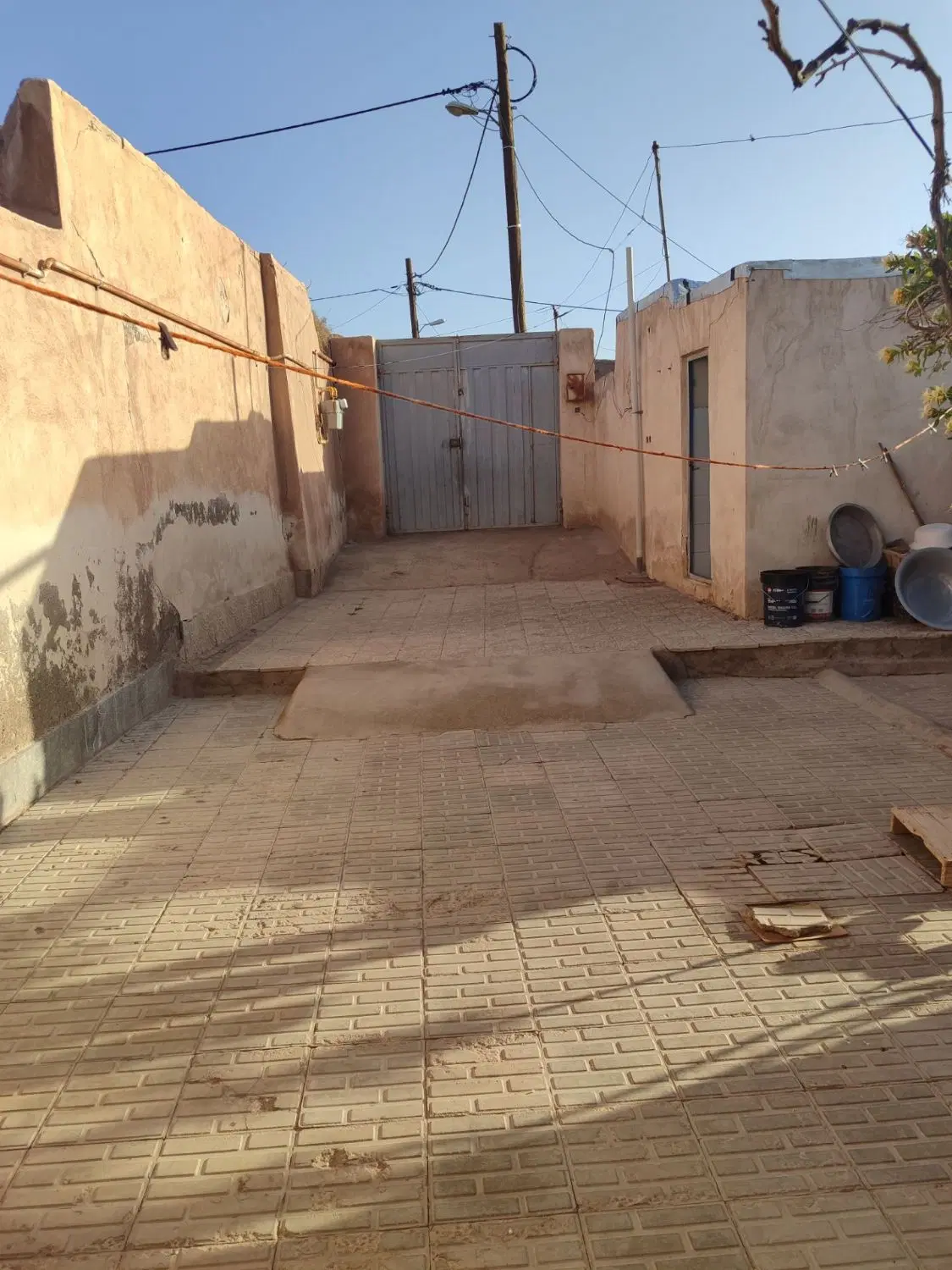 منزل مسکونی شهر باغین