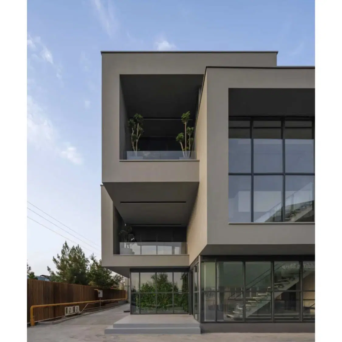 ۸۰۰ ویلای مدرن تاپ لوکیشن لواسان