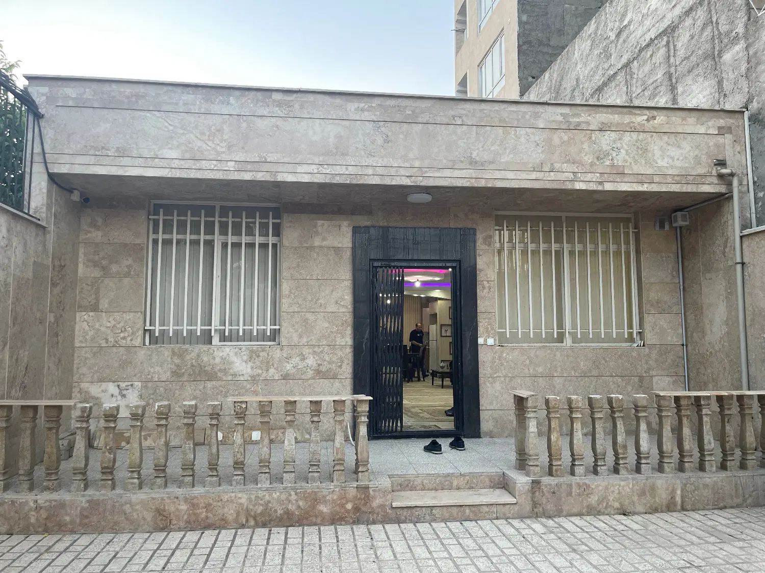 فروش خانه ویلایی ۲۵۲ متری در خادم اباد