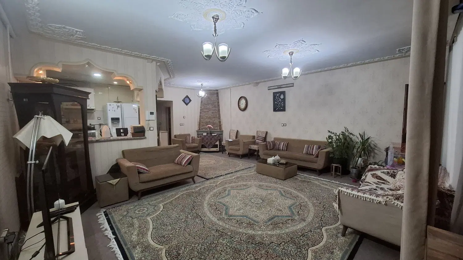 آپارتمان قیمت مناسب زریسف