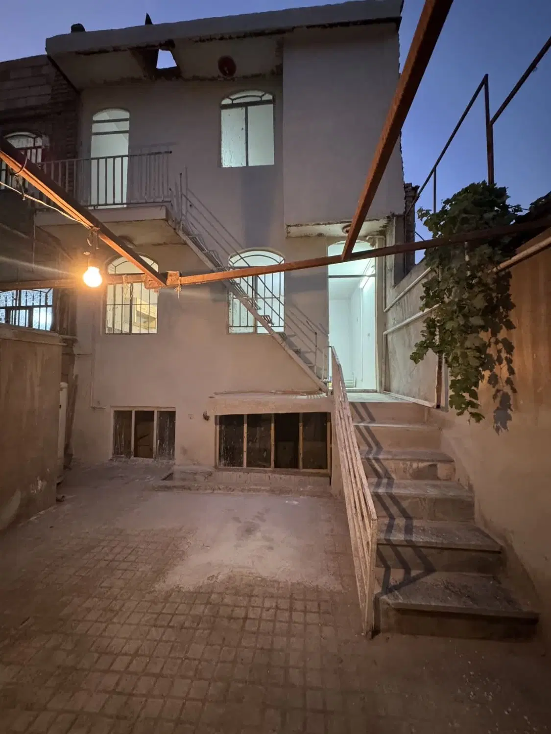 دربستی ویلایی خانه