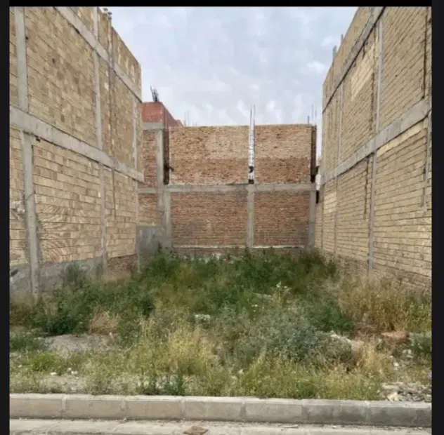 زمین مسکونی ۱۰۰متر ایثارگران کوچه فرعی ۳