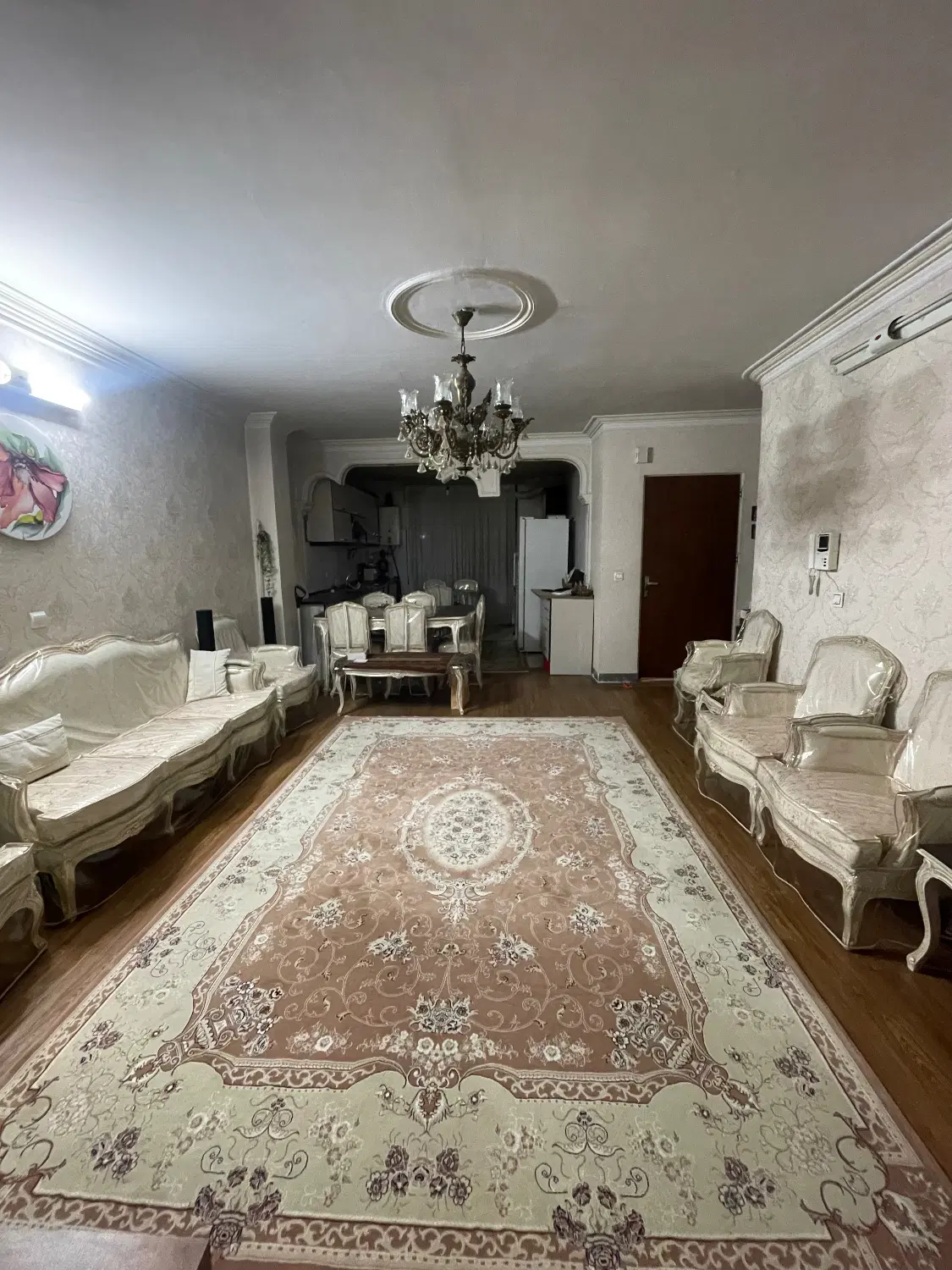 اجاره اپارتمان۷۲متر بازرگان بهترین لوکیشن ویو ابدی