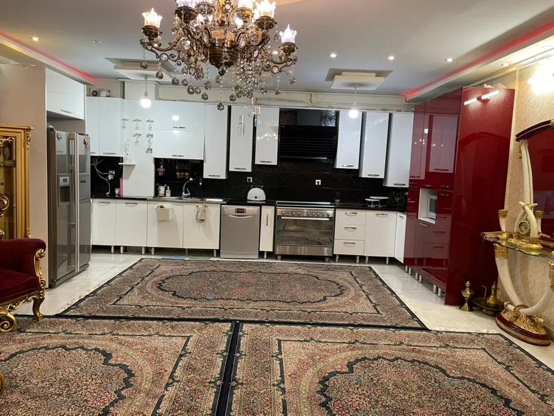 فروش آپارتمان ۱۱۰ متری بر طالقانی