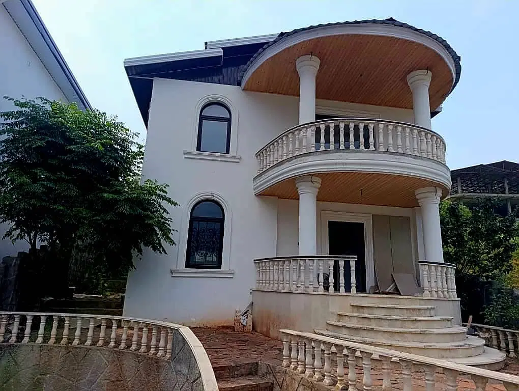 زمین سایت ۴۸ هکتاری