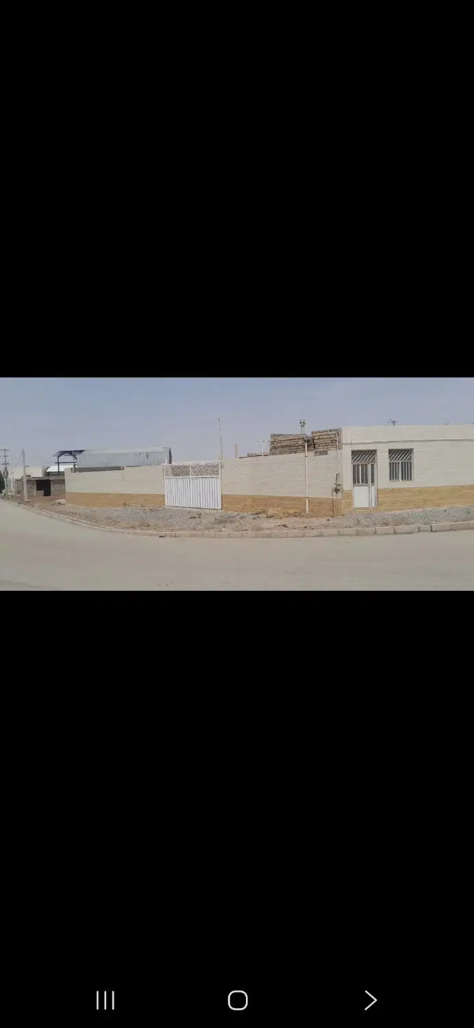 گاراژ شهرک صنوف 650 متری سه نبش