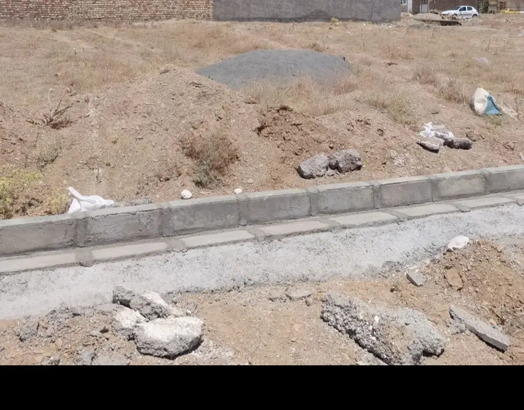 زمین مرزیجران