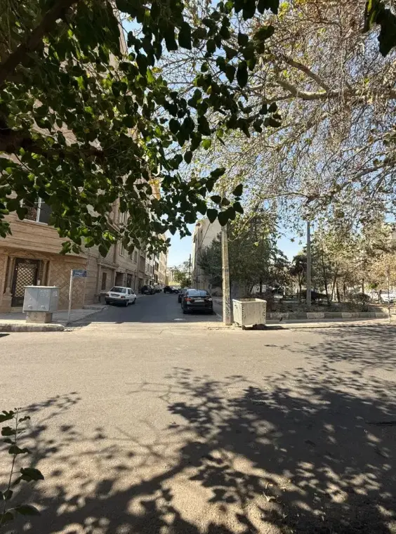 کلنگی ۳۵۰ متر