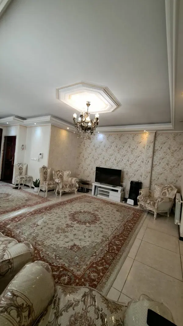 ‌اجاره آپارتمان ۷۰ متری پارکینگ دار  زاهد گیلانی