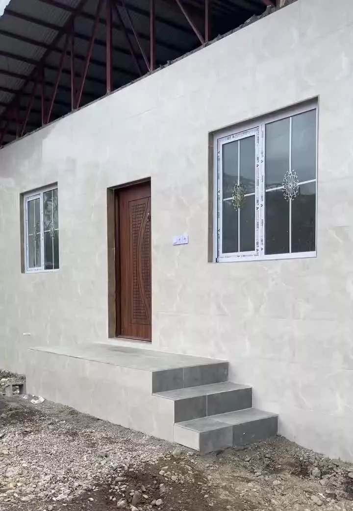 خانه ویلایی نوساز دوخواب ۲۵۰ متر زمین