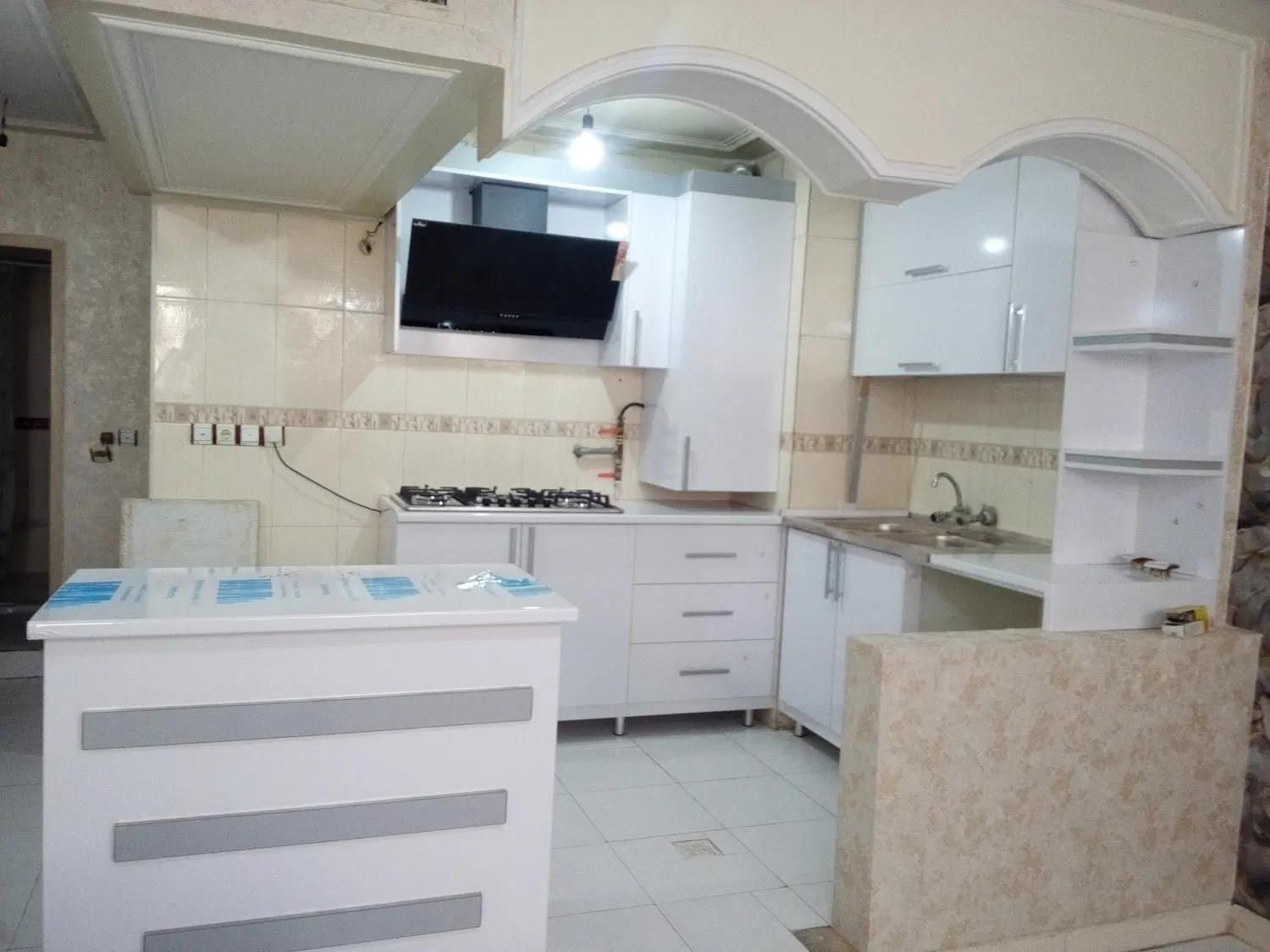 رهن آپارتمان 1 خواب پاییز22