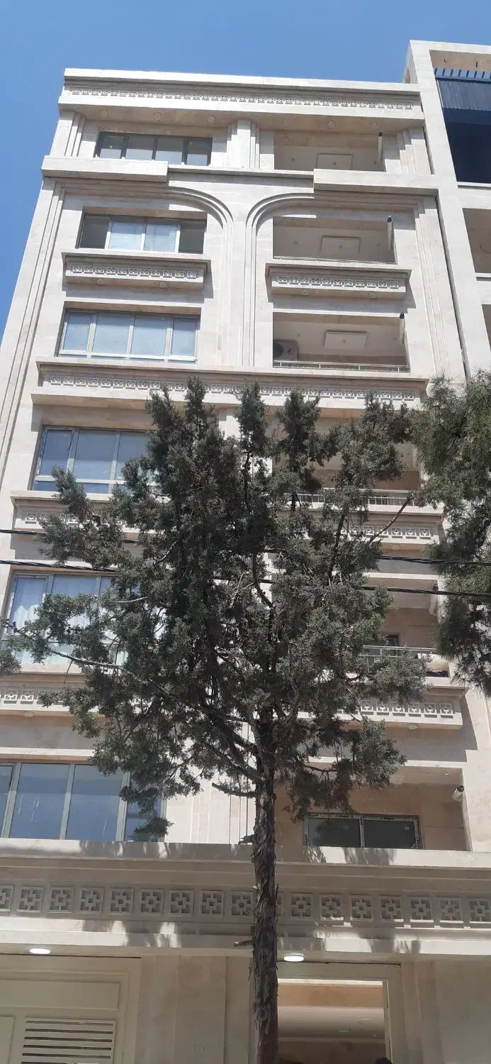 ویلایی ۴۰۰متر حاشیه فردوسی سجاد