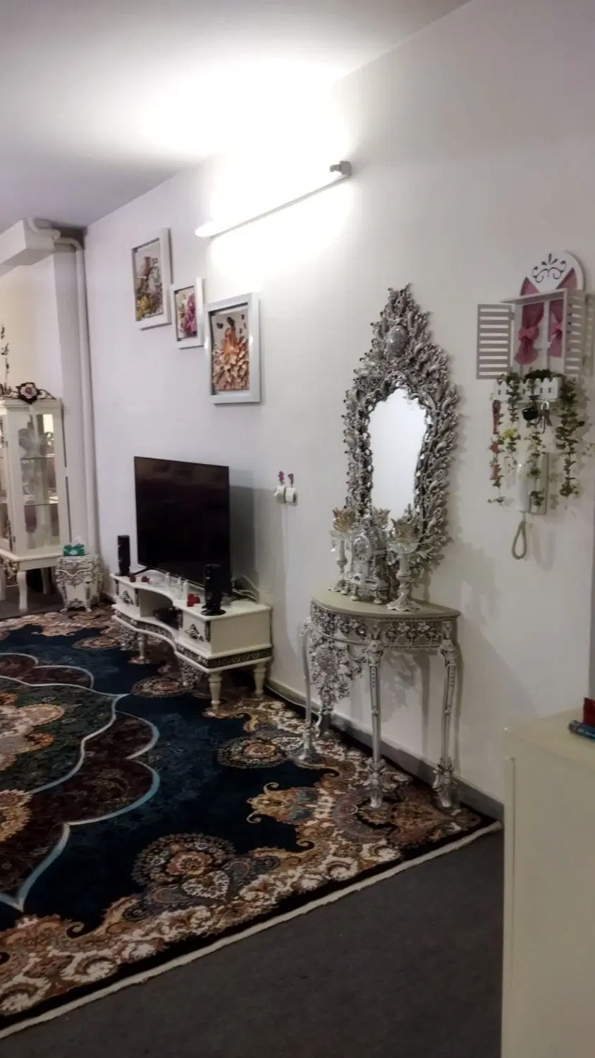 اجاره ۷۳ متری طبقه اول روبه نما