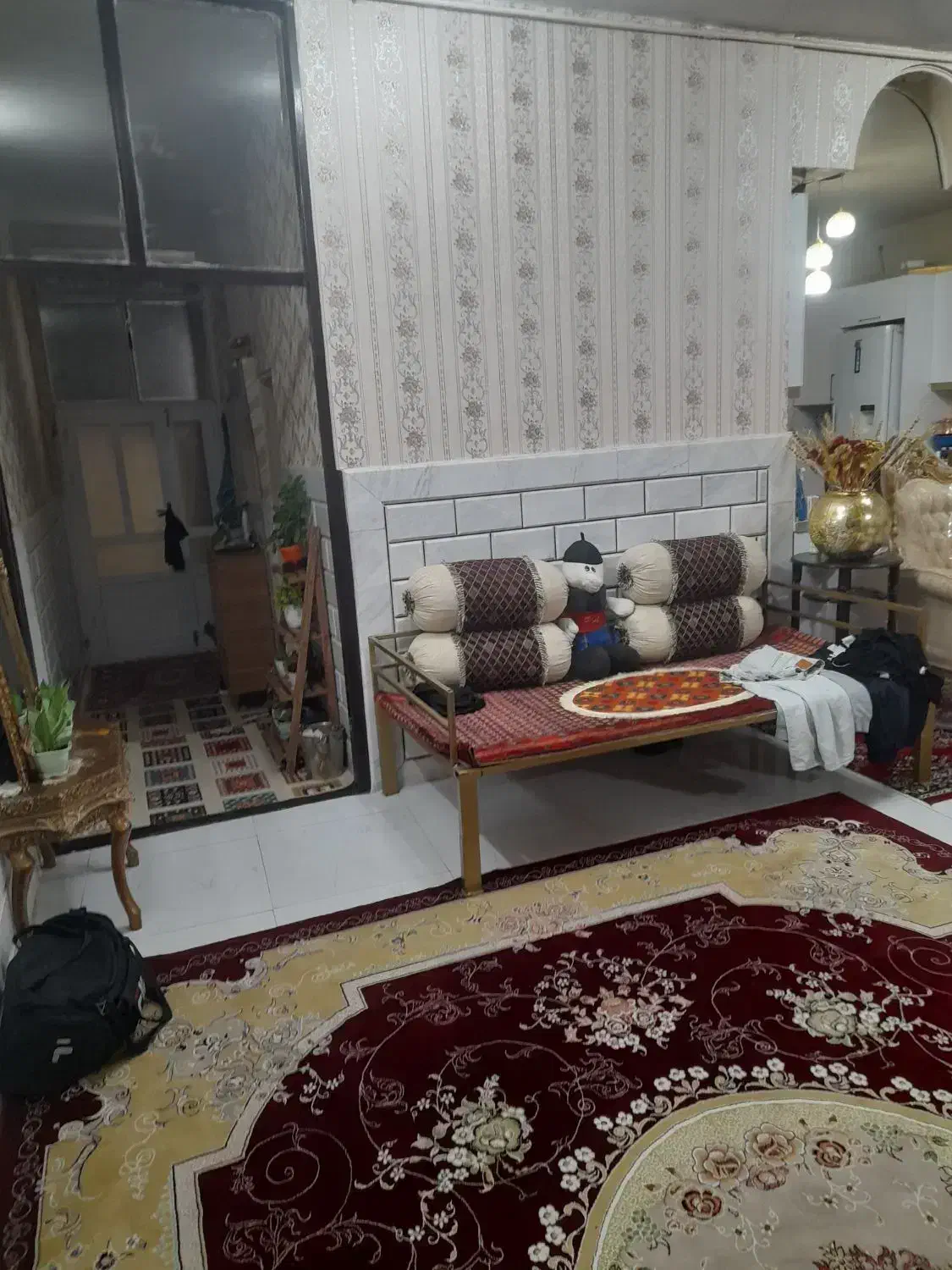 ویلایی ۲۰۰متر ۱۴۰متر بنا