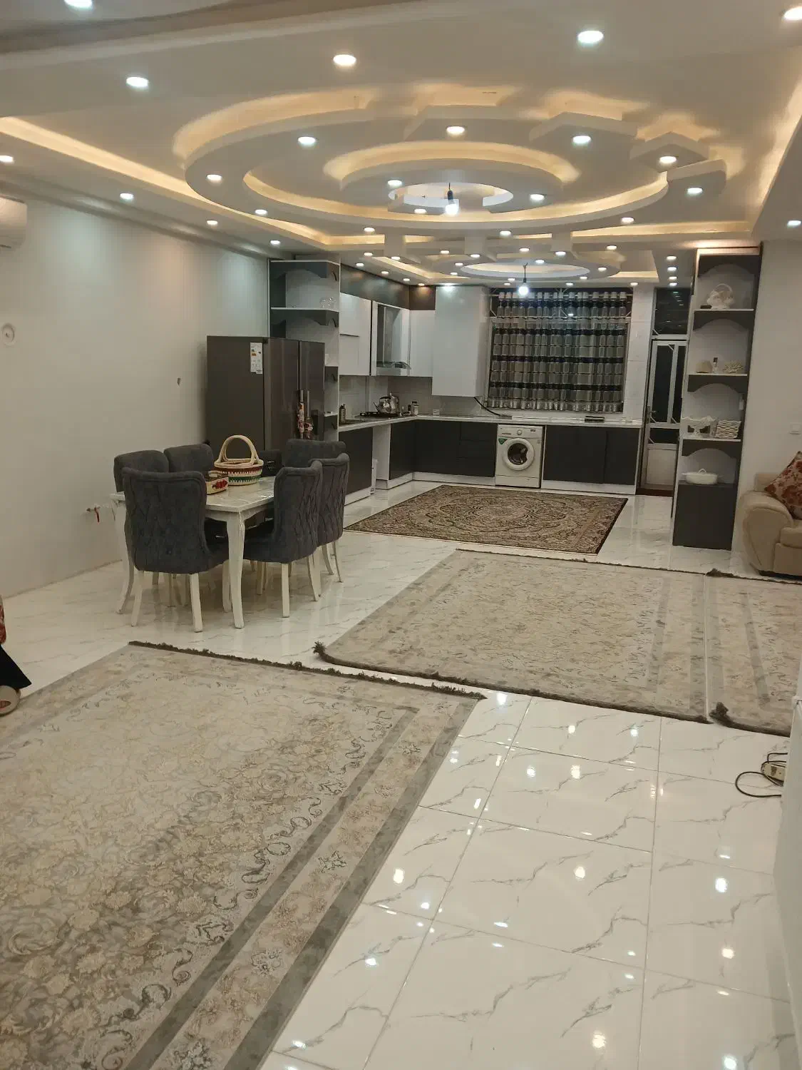 خونه ۲ طبقه