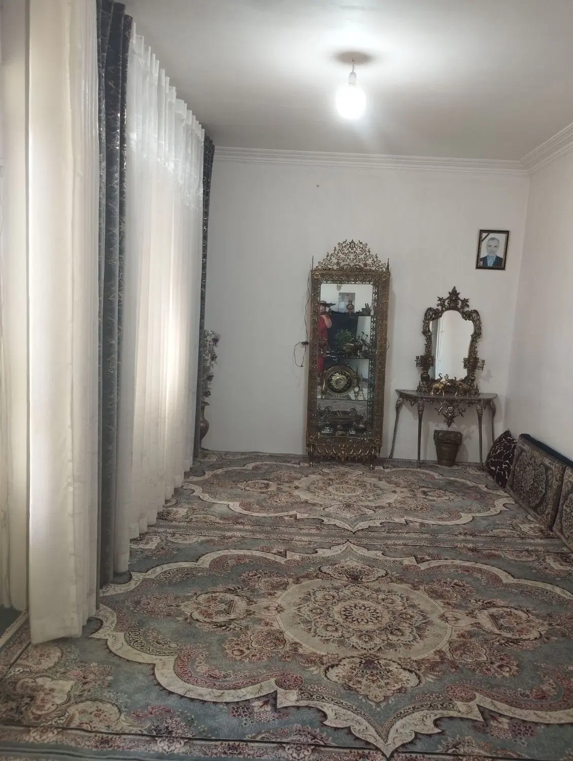 اجاره خانه ویلایی دو طبقه پشت قواره  دومتری
