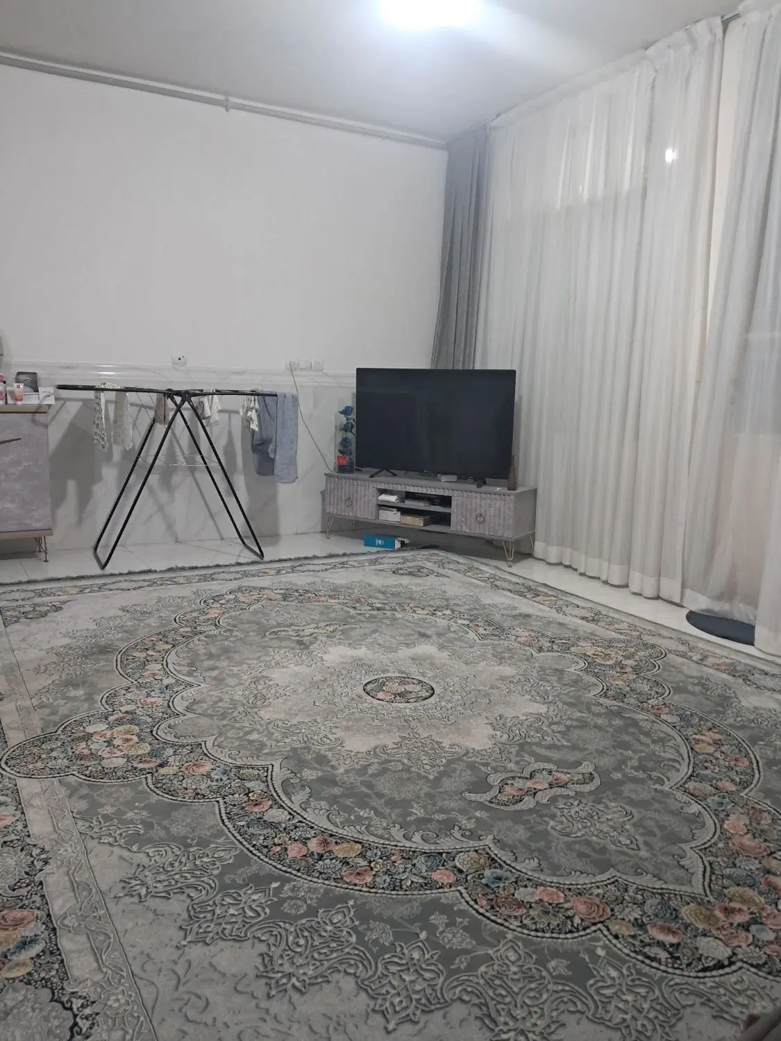 واحد۸۰ متری رهن و اجاره