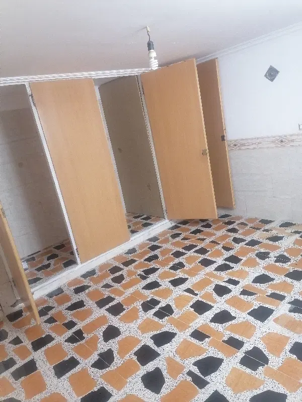 منزل 120متری دربست شیک بزرگ حیاط دار ویلایی