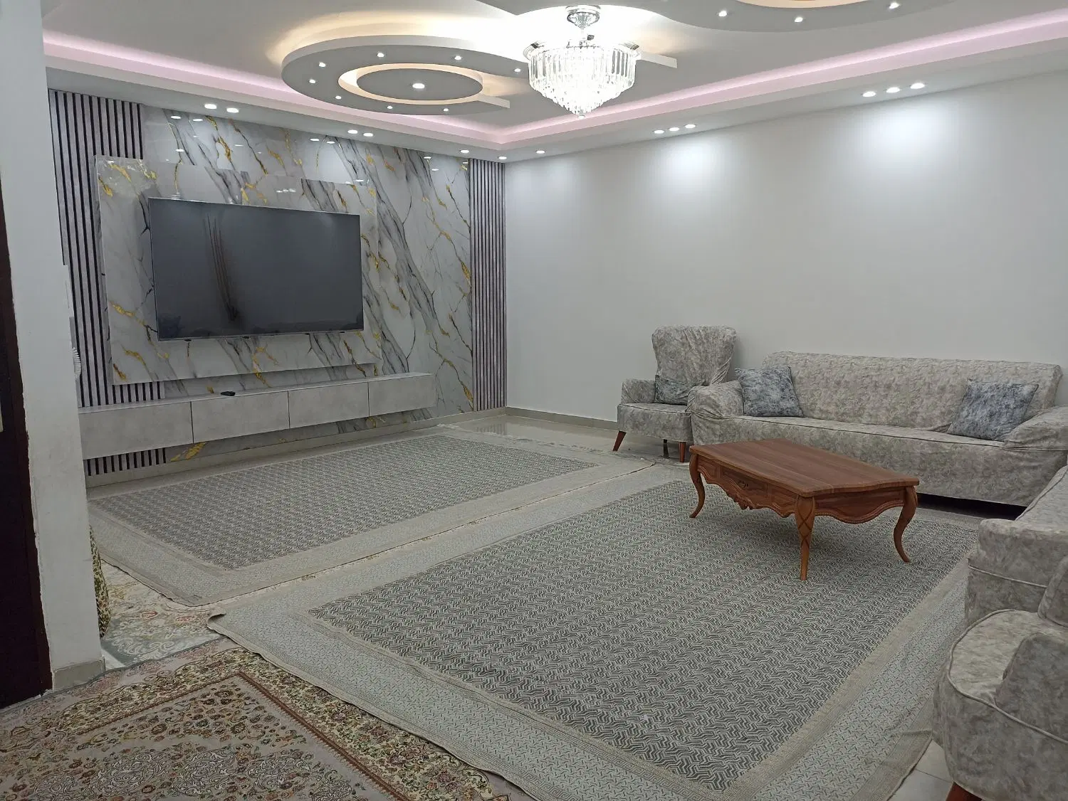 خانه در هفده شهریور