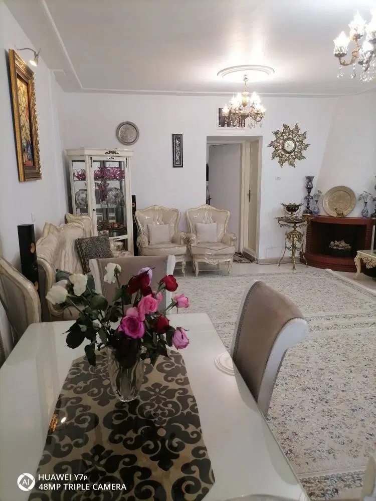 آپارتمان خیابان تولایی