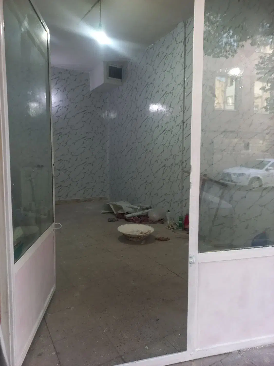 مغازه تجاری