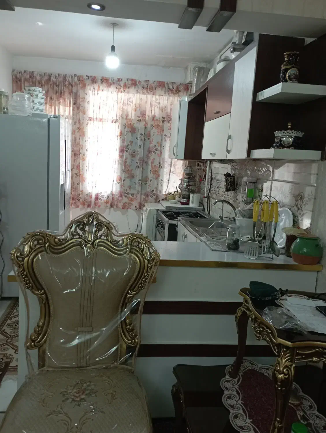 آپارتمان طبقه اول