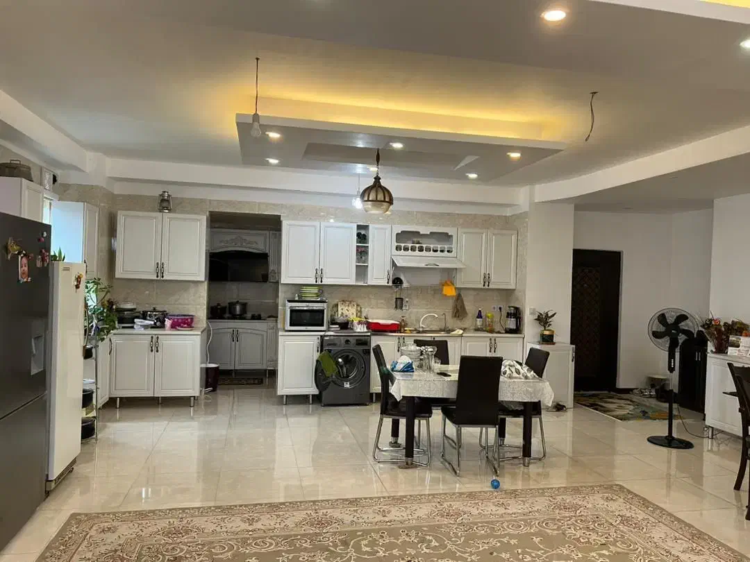 اجاره واحد آپارتمان ۱۷۰ متری خ قایم