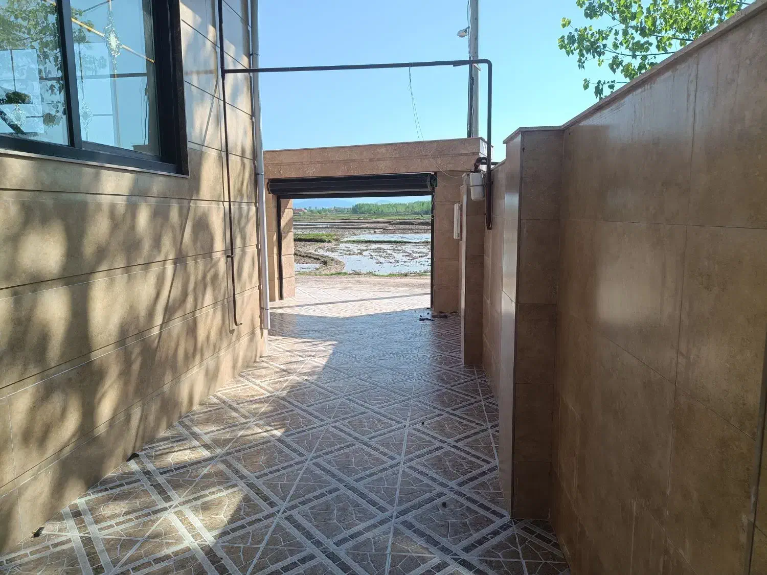 ویلا سندار ،شیک ،نوساز،روستای شاده