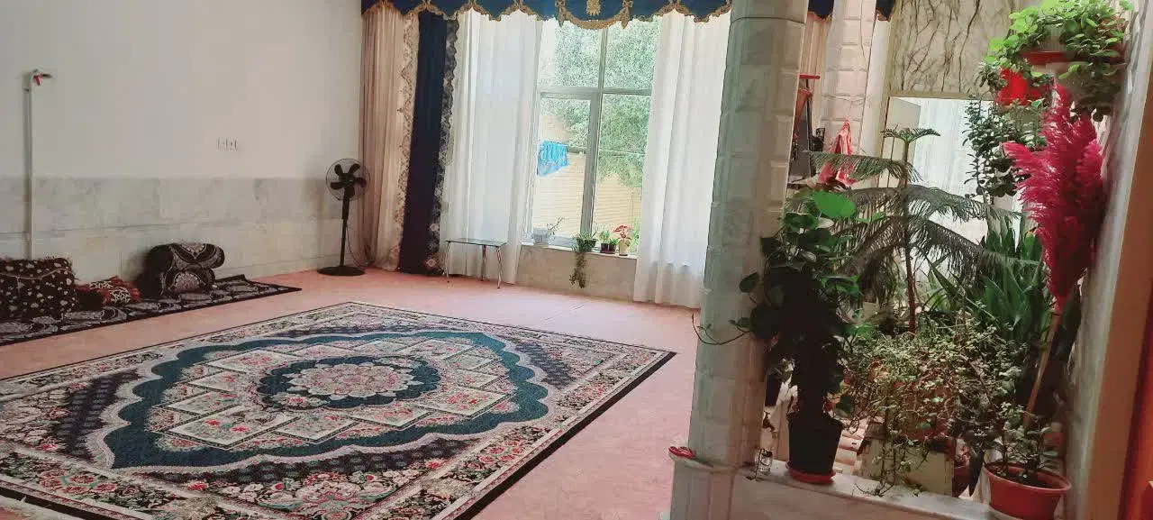 ویلایی ۲۳۵ متری کنار پارک  آزادگان فاز ۲ نجف‌آباد