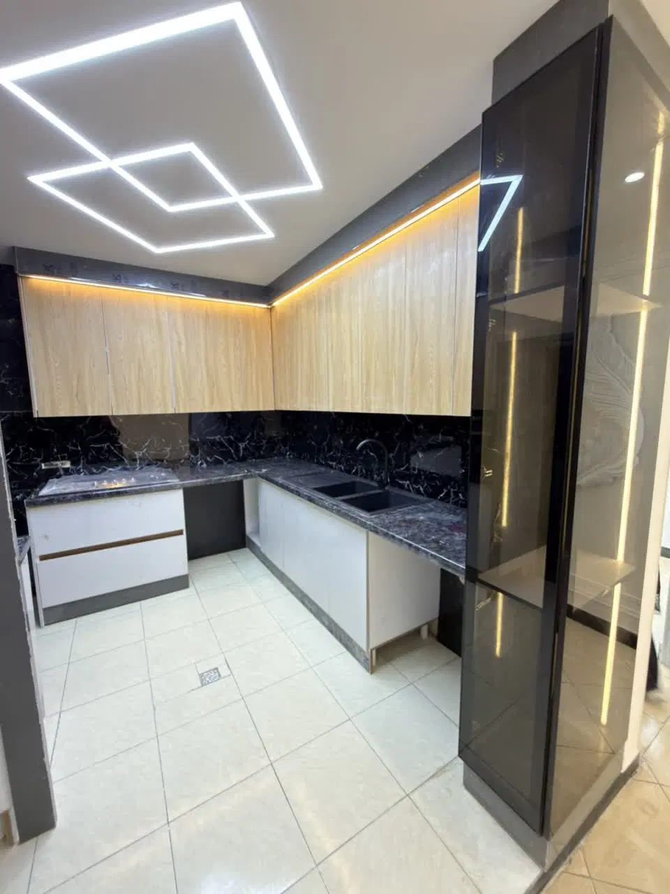 آپارتمان65متر_دو خواب_طبقه دوم_روبنما